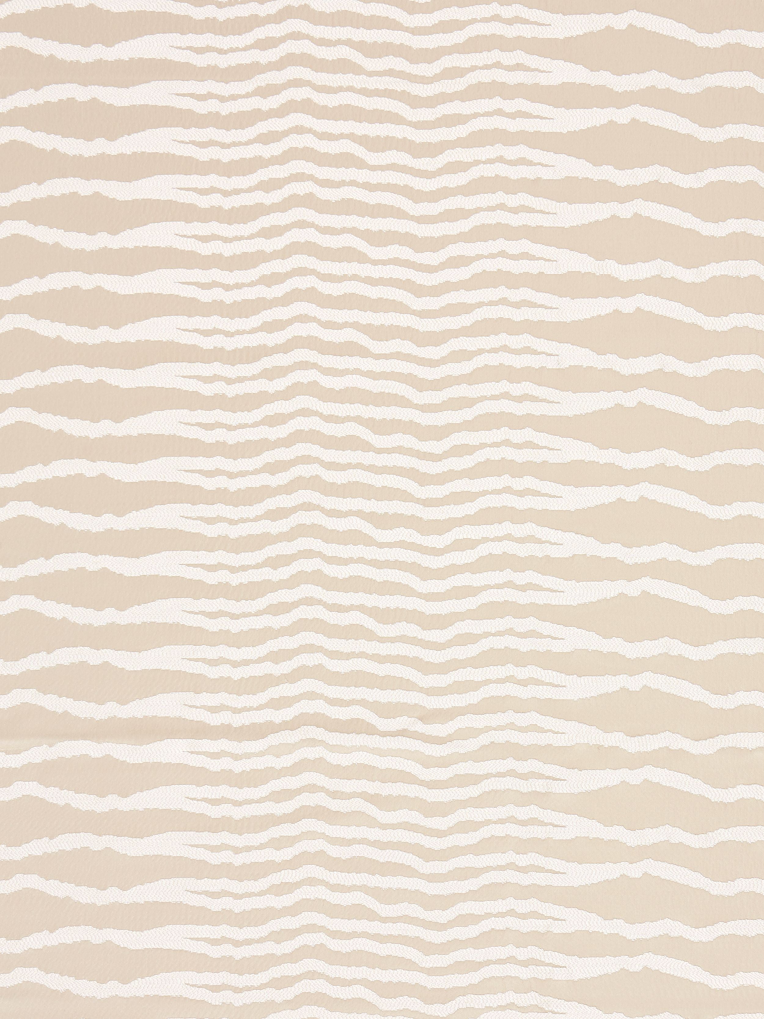 Desert Mirage fabric in platinum color - pattern number SC 000127028 - by Scalamandre in the Scalamandre Fabrics Book 1 collection
