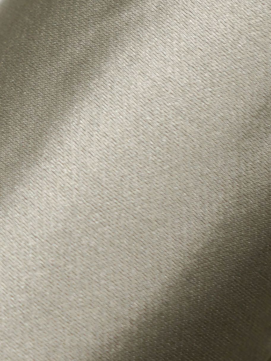 Academy fabric in gray color - pattern number SC 000336288 - by Scalamandre in the Scalamandre Fabrics Book 1 collection