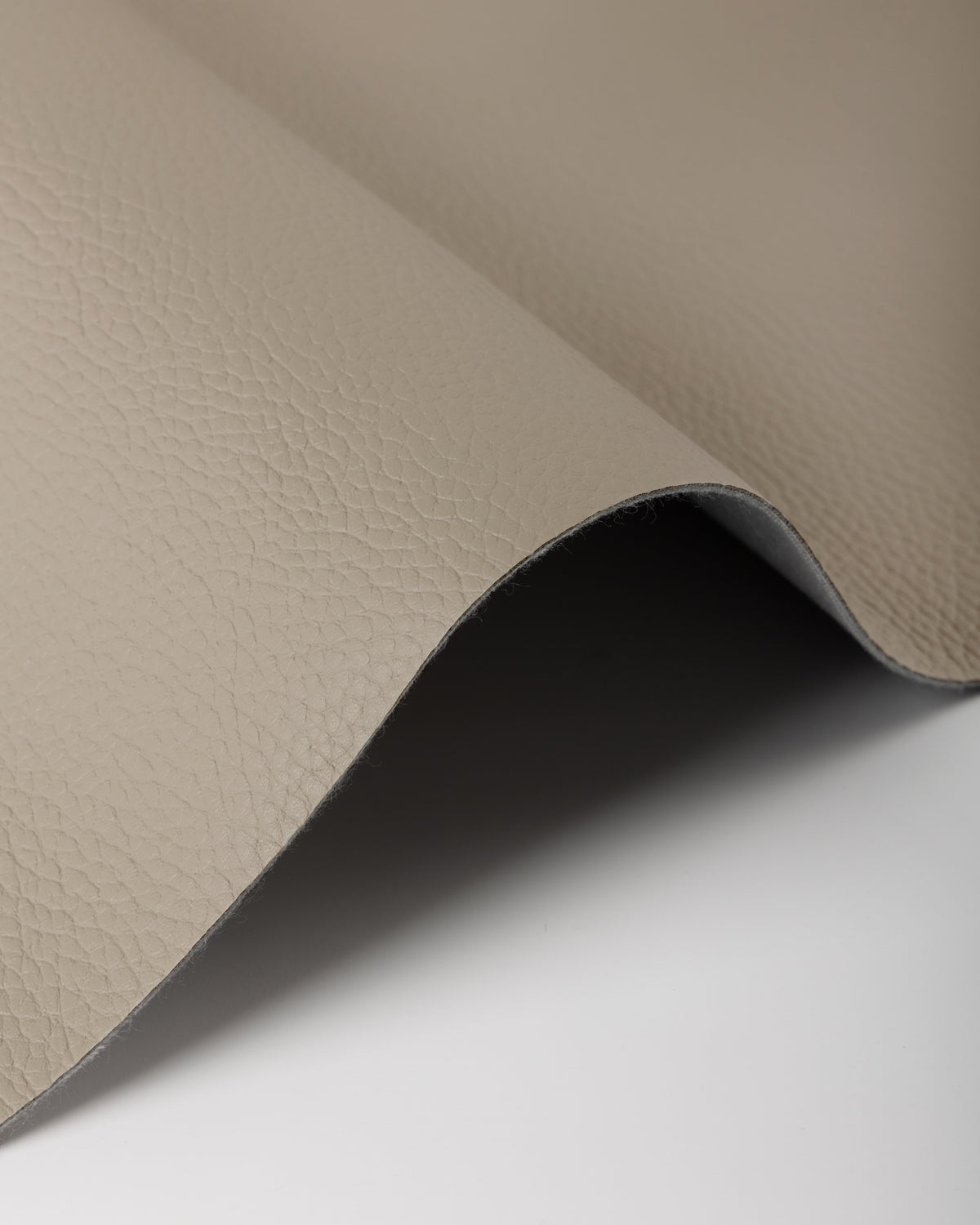 Sugarmaple fabric in 121 color - pattern number Sugarmaple.121.0 - by Kravet Contract in the Ultraleather VI collection